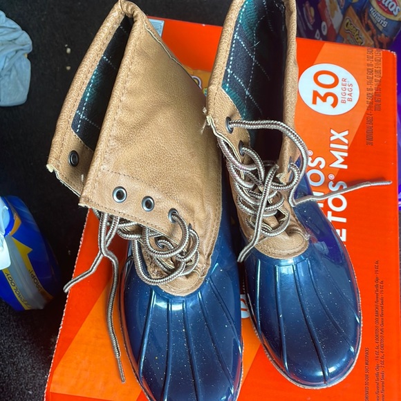 Kids shoes - Picture 1 of 1